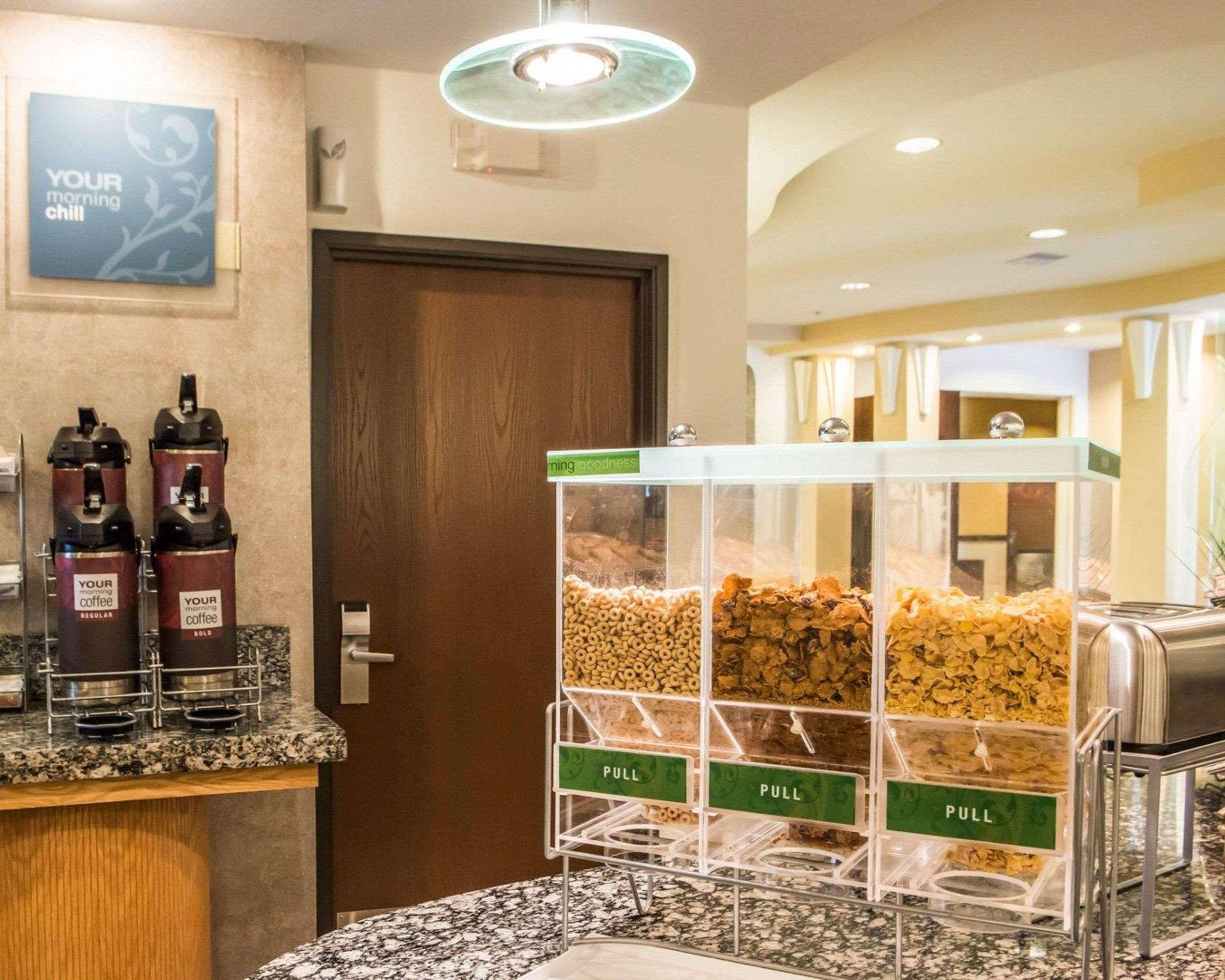 Comfort Suites Monroeville Exterior foto